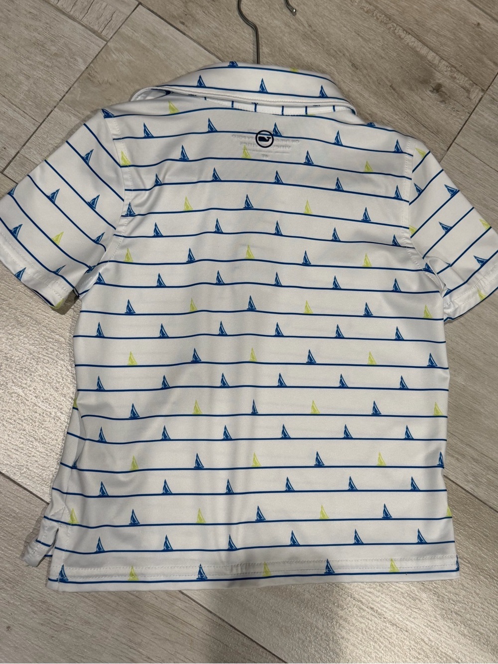 Vineyard Vines White Striped Sailboat performance Polo with Blue Shorts size 4T - Picture 3 of 11